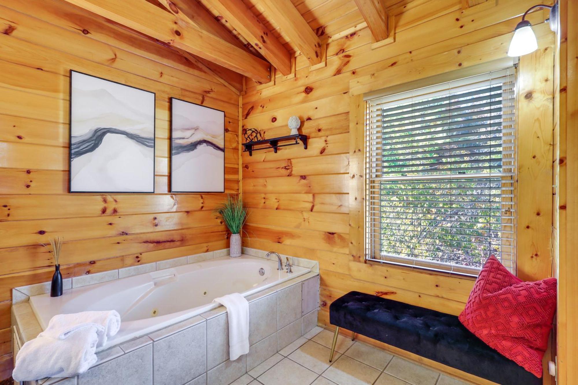 Pigeon Forge Cabin Rental With Decks And Hot Tub! ภายนอก รูปภาพ