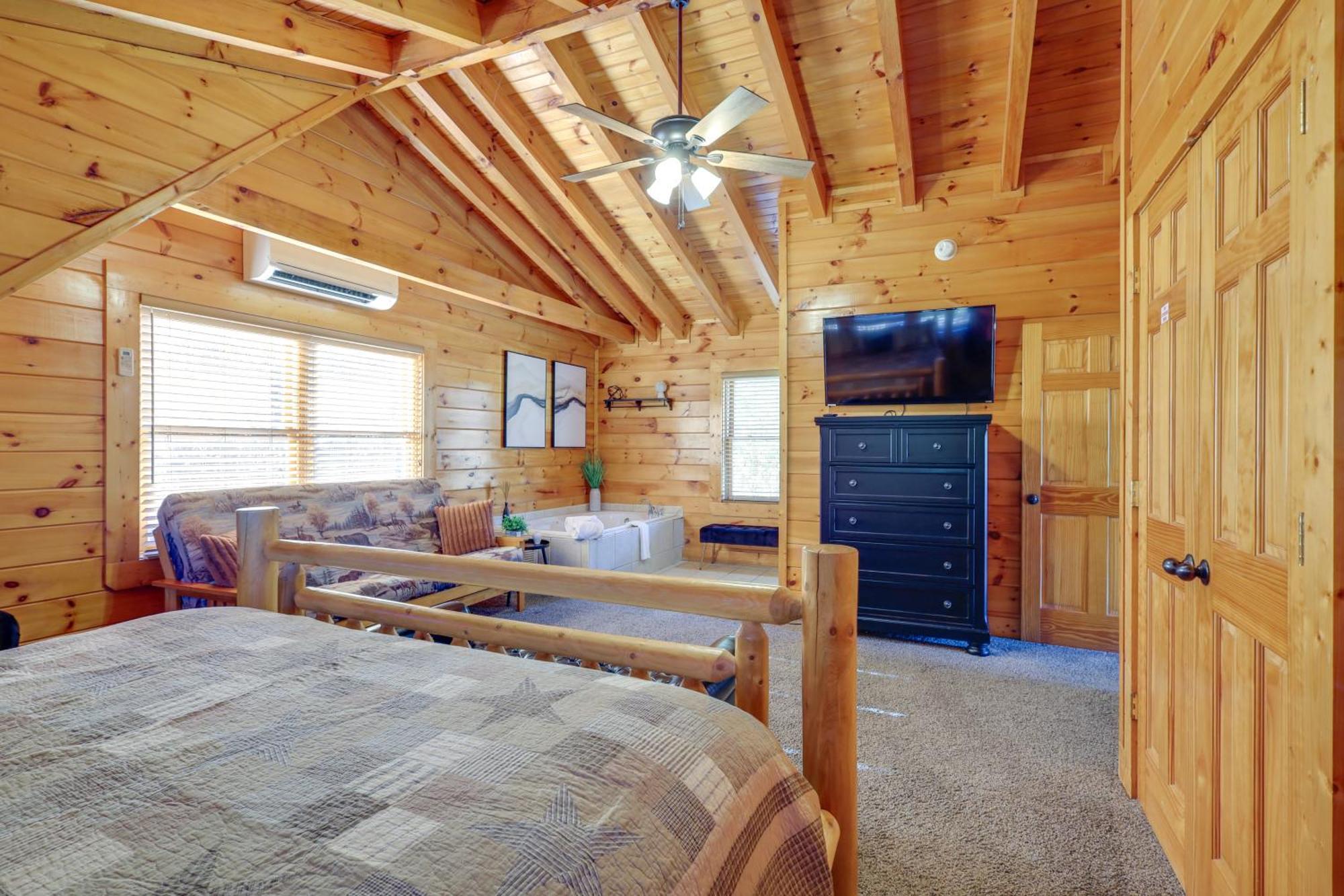 Pigeon Forge Cabin Rental With Decks And Hot Tub! ภายนอก รูปภาพ